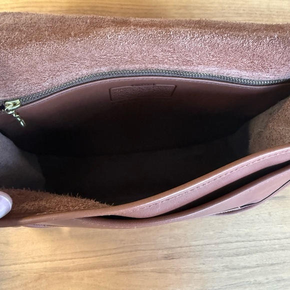 Coach Limited Edition 17996 British Tan - Picture 5 of 11